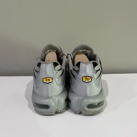 Nike Air Max Plus TN Wolf Grey Lace Up Men's Sneakers Size 9 - Picture 7 of 11